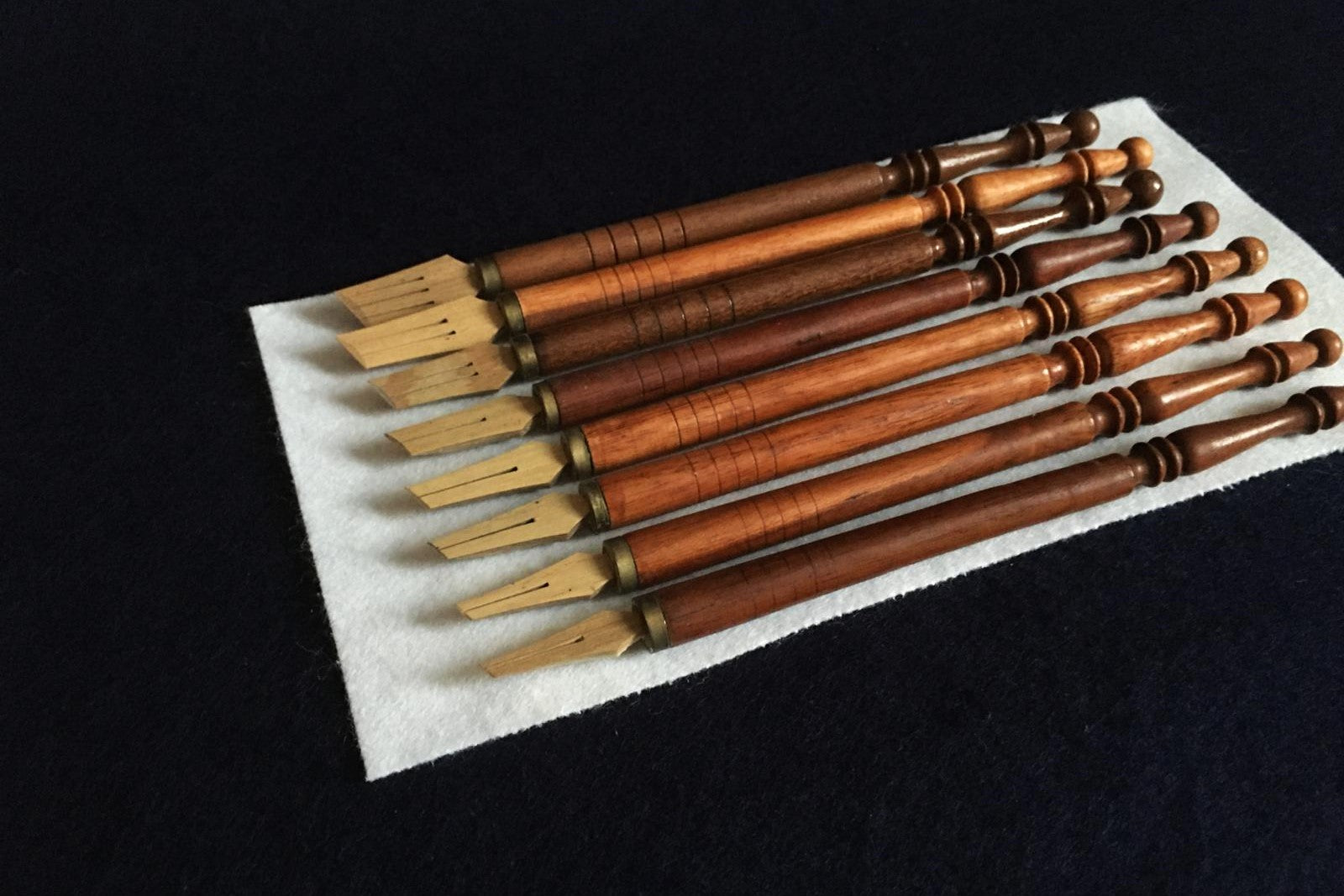 Set of 8 bamboo qalams for Arabic calligraphy: 3 - 10 mm